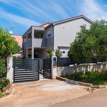 Apartments Franica Задар Екстериор снимка